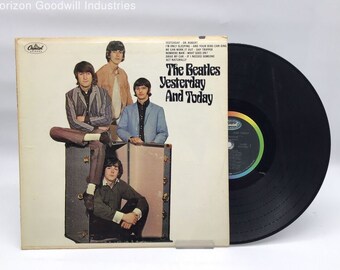 Vintage 1966 Yesterday And Today - The Beatles Vinyl Record T-2553 (G-)