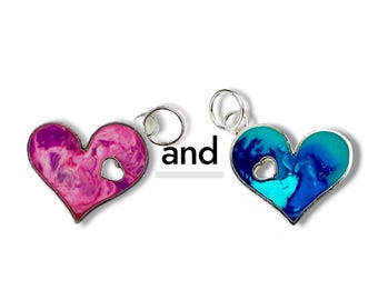 Colgante reversible de corazón: dije para collar de resina y plata de ley.