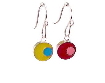 Reversible Mismatched Earrings Silver/Resin Small Double Circles