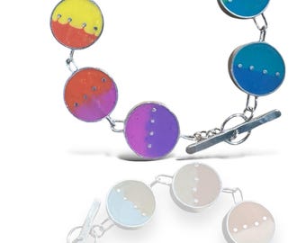 Pulsera reversible arcoíris / Doble cara de plata y resina / Círculos de colores 2 en 1