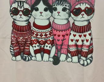 Rhinestone Cat Graphic Tee for Women – Sparkling T-Shirt with Trendy Cat Design