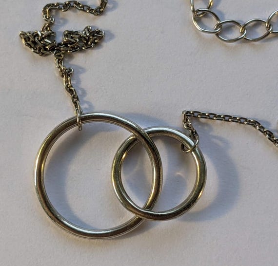 Sterling Silver 925 Interlocking Circles Necklace… - image 3