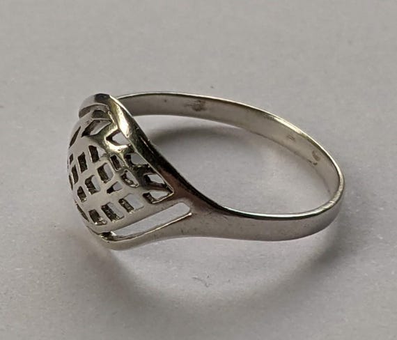 Vintage Soviet 925 Silver Openwork Ring – Geometric L… - Gem