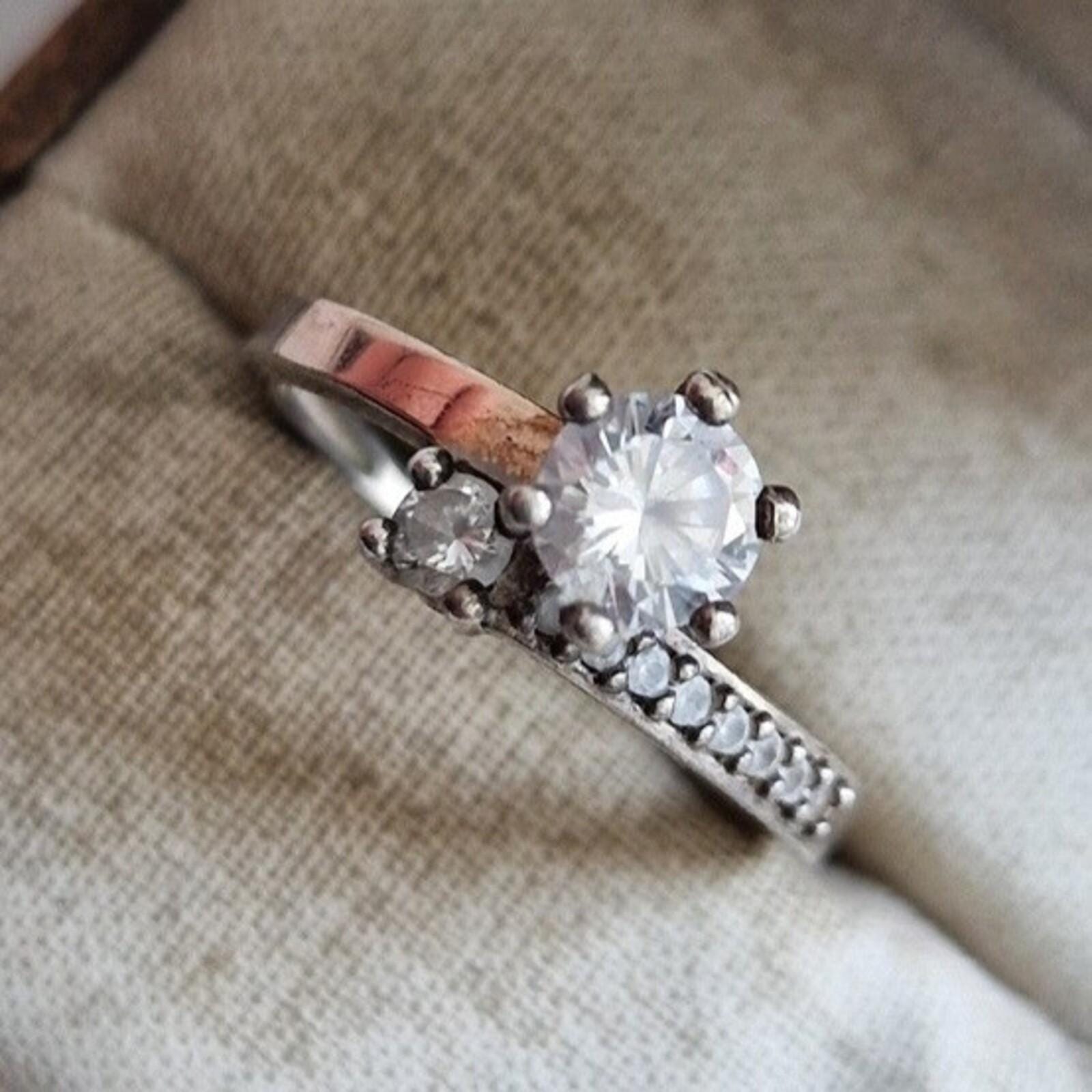 ヴィンテージ925シルバーリング、9Kゴールドインサート＆キュービック