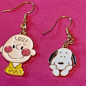 Snoopy earrings - Charlie Brown - Peanuts characters - Snoopy jewellery