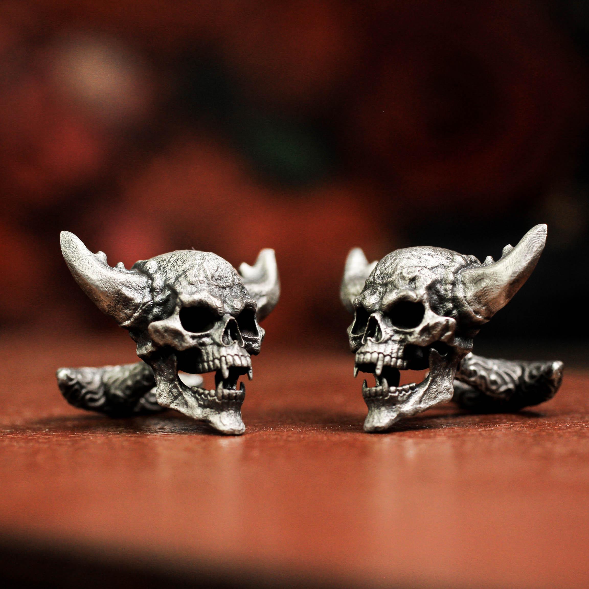 キングベイビー/Crowned Skull Cufflinks/165,000円 Skulls Cufflinks