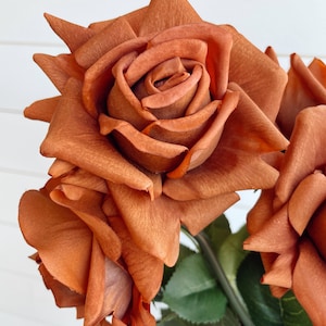 burnt orange rose/ Real touch rose  /latex rose / rust rose/ terracotta rose/1 head Per Stem/wedding/wedding flowers/ decor/ artificial rose