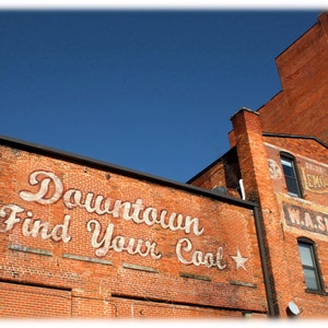 Downtown Durham - Encontre sua fotografia legal, Carolina do Norte - Urbana, decoração de casa urbana, impressão de belas artes ou cartões de nota