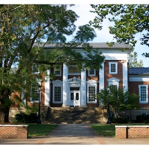 UVA Madison Hall - University of Virginia, Collegiate Photography, Home Decor Fine Art Print oder Notizkarten