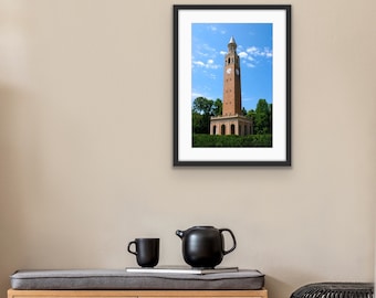 UNC-チャペルヒル・ベルタワー、ノースカロライナ州の写真 - UNC-CH、大学のホームデコレーション用ファインアートプリントまたはノートカードセット