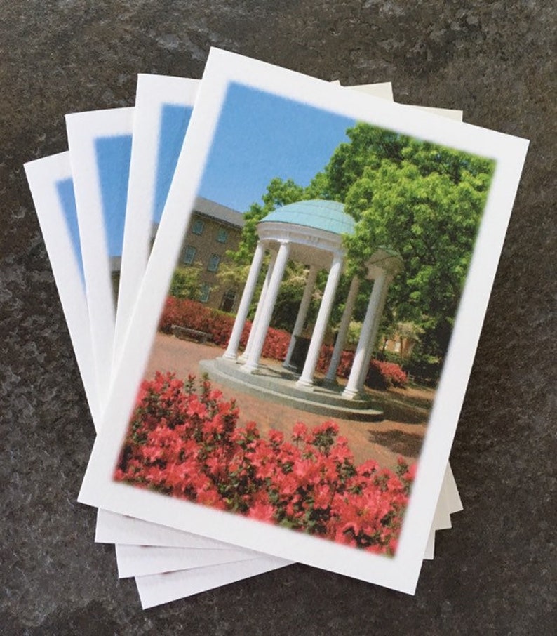 CHAPEL HILL OLD WELL - Irina Ushakova - Paintings & Prints, Landscapes