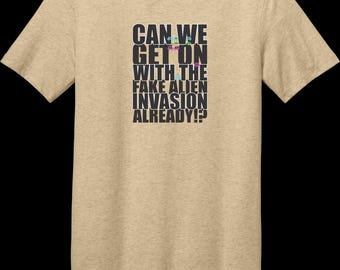 Alien-Invasion, Flache Erde Tshirt, Verschwörungstheory, Subtiler Stil, Gefälschte Geschichte, Firmament Oben