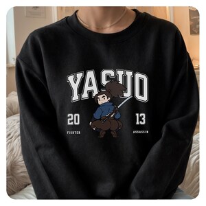 League of Legends Yasuo Sweatshirt, Main Unisex Crewneck, LoL Gamer Gift, Main Gaming Apparel
