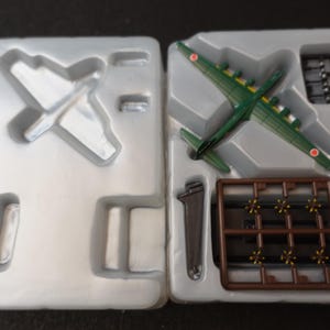 1/700 Nakajima Z-plane Fugaku, Dark Green (S2) Aeroflot Wing of the world 2 Takara