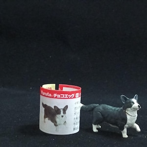 Miniature Welsh Corgi Dog (White-Black) Figurine - Furuta