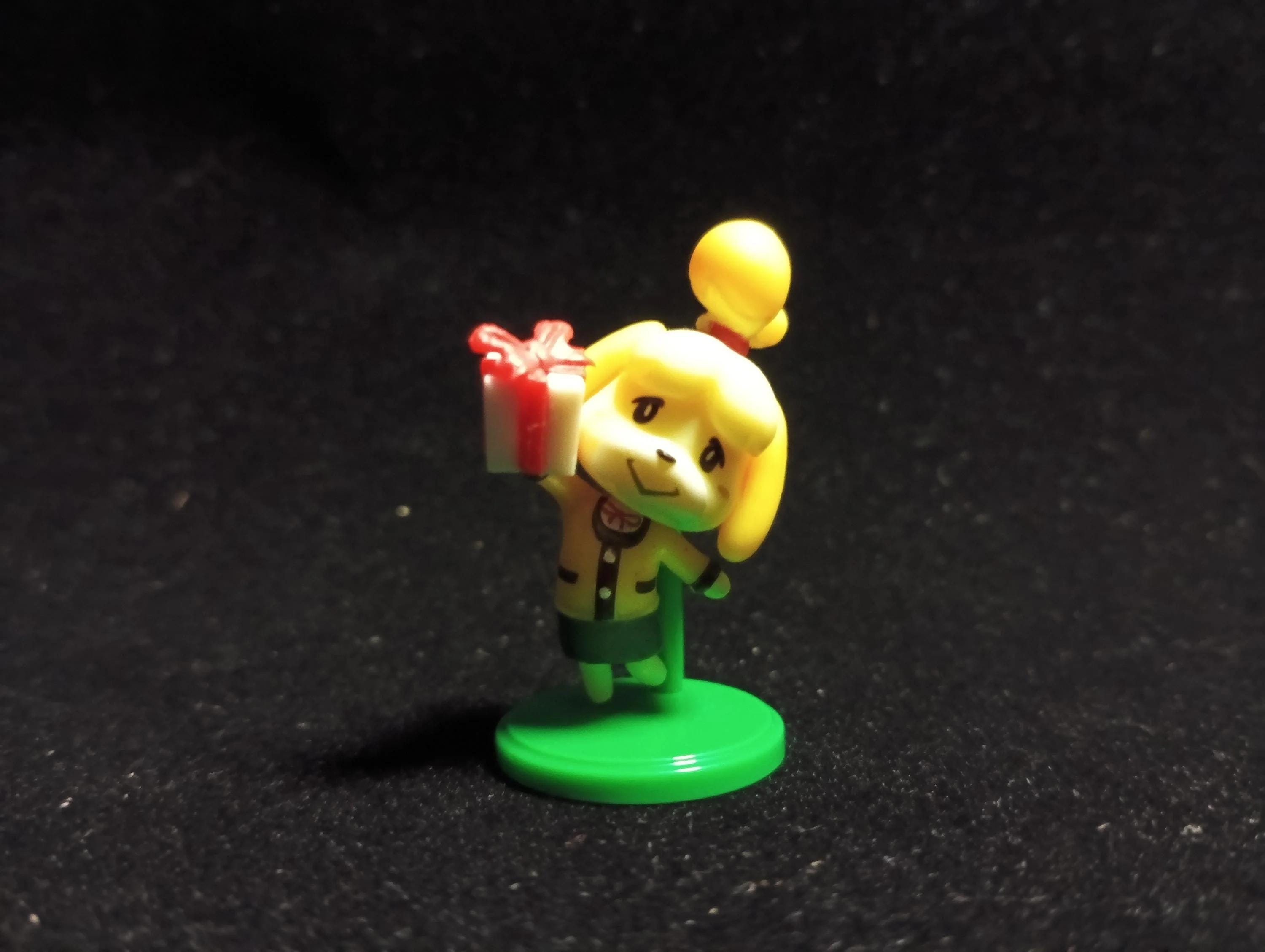 Isabelle Figurine - Etsy