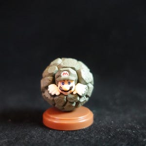 Super Mario 35th Anniversary Furuta Japan Super Mario Figure Rock Mario