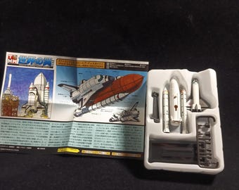 1/700 ブラン＆エネルギア（ソ連のスペースシャトル）タカラ 世界の翼
