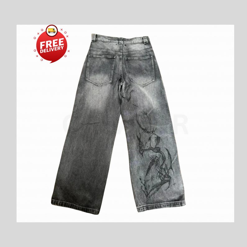 Retro Baggy Jeans,Y2K Denim Pants,Hip Hop Outfit,Wide Street Pants,Harajuku Denim,Gothic Baggy Fit,Cool Retro Look,Unisex Streetwear,Trendy Blue Jeans,Loose Denim Fit,Urban Baggy Jeans,Casual Y2K Style,Embroidered Pants