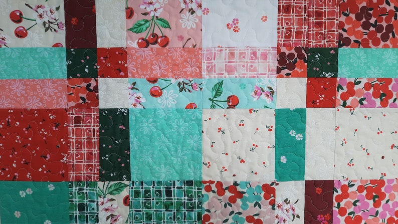 Glory Bloom Quilted Table Topper NCU0NNT1680 main image 1