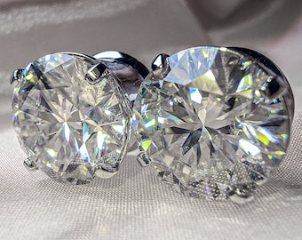 Orecchini dilatatori in argento moissanite o oro 10 carati, realizzati a mano, per lobi dilatati.