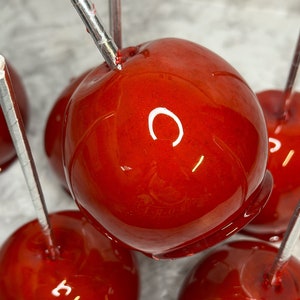 1/2 Dozen, 1 Dozen, or 2 Dozen Candy Apples Classic Red, Traditional