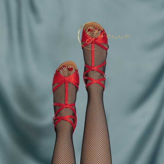 Salsa shoes deals
