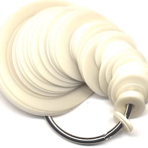 Perfect Circles 15 Sizes, 60 Heat Resistant Plastic Templates by Karen Kay Buckley