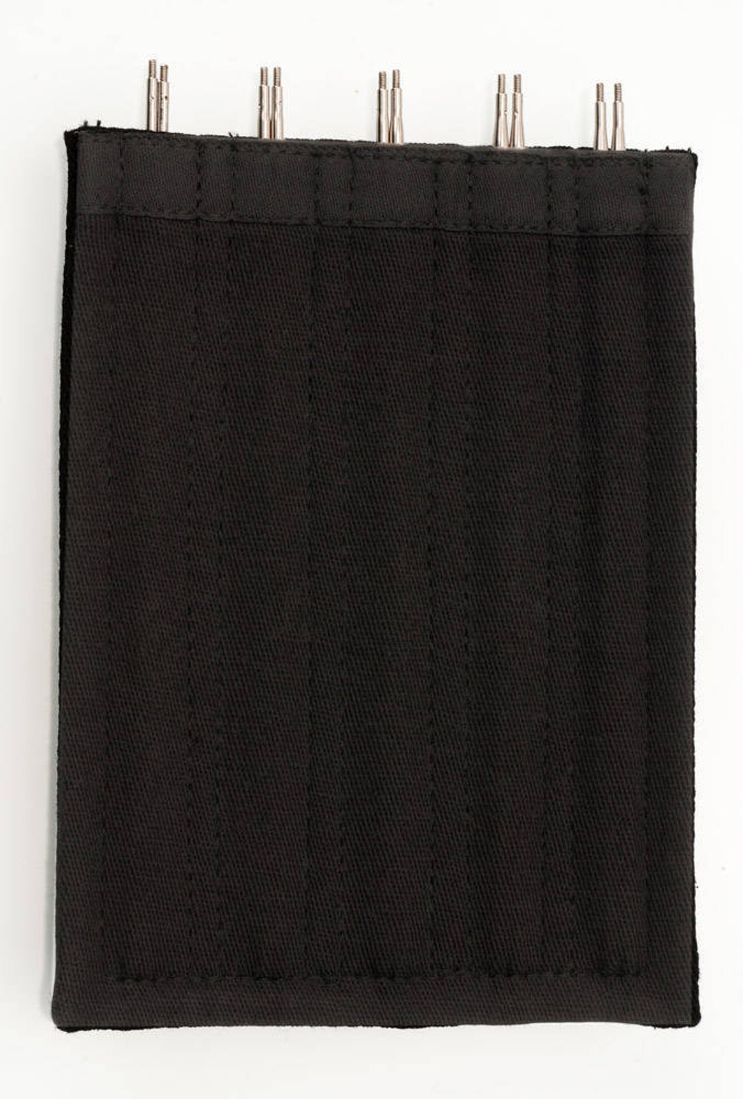 879709_3 879709_3