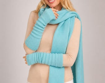 Luxury Cashmere Set for Women – Handmade Beanie, Long Scarf & Fingerless Gloves