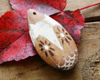 Rustic Distressed Owl Wood Pendant