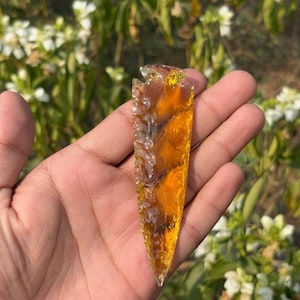 Citrine Glass Arrowhead, Hand Crafted Arrowhead, Crystal Point, Home Decor, Metaphysical Glass Crescent Arrowhead Shape Gemstone For Gift.