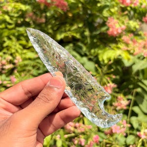 6&#39;&#39;Clear Quartz Hand Knapped Knife Healing Crystal Knife, Agate Knife, Crystal Blade, Clear Quartz Spearhead, Gemstone Knife Gift Crystal.