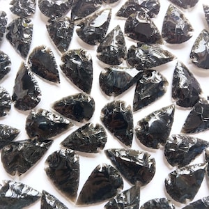 Black Obsidian Arrowhead Crystal: Gemstone Carving, Jewelry Making (25-35mm)