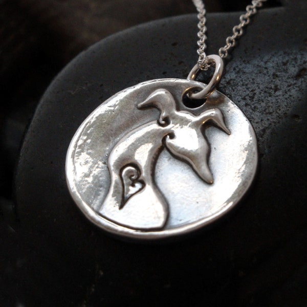 Pendentif lévrier/whippet en or 15 carats du XIXe siècle avec