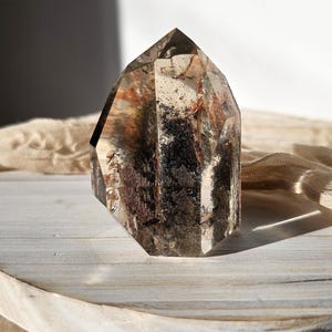 Lodalite garden quartz tower crystal