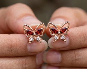18k Solid Gold Granat Schmetterling Ohrstecker, Diamant Knorpel Ohrringe, Granat Push Back Ohrstecker, Rose Gold Schmuck für Sie