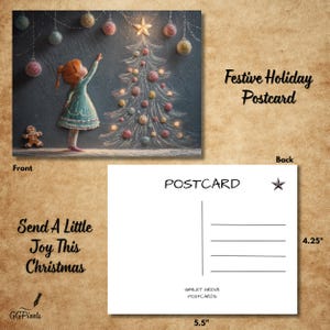 Puede incluir: Una postal festiva con un dibujo de una ni&ntilde;a alcanzando una estrella en un &aacute;rbol de Navidad. El frente dice "Send A Little Joy This Christmas". La parte posterior est&aacute; en blanco con l&iacute;neas y mide 14 cm por 11 cm.