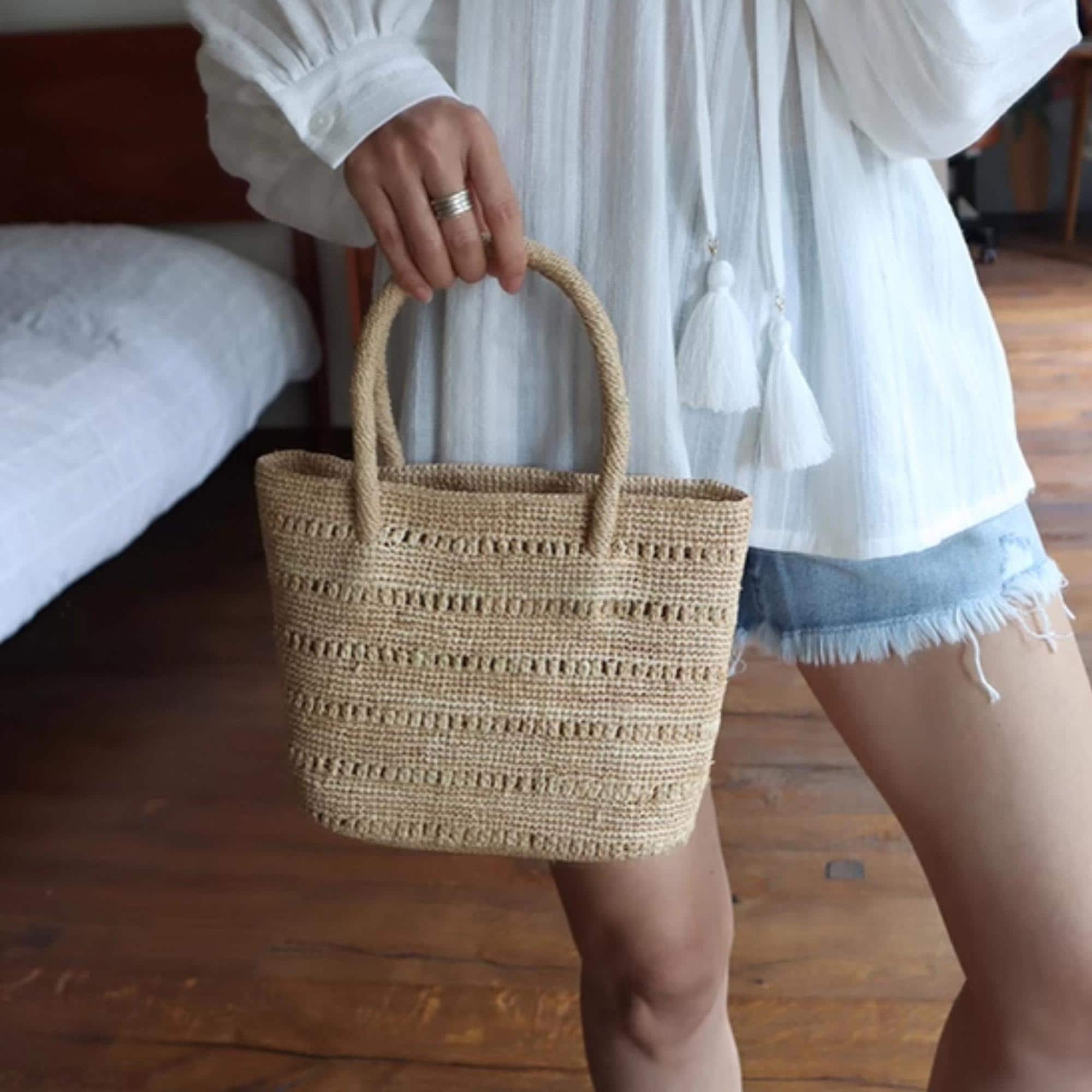 Woven Straw Handbag, Women's Raffia Tote Bag, Summer Beach Shoulder Bag, Handmade Vacation Bag