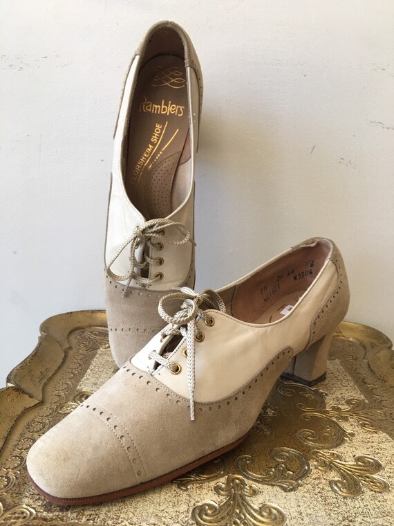 1960s lace up shoes, vintage 60s shoes, mod shoes,