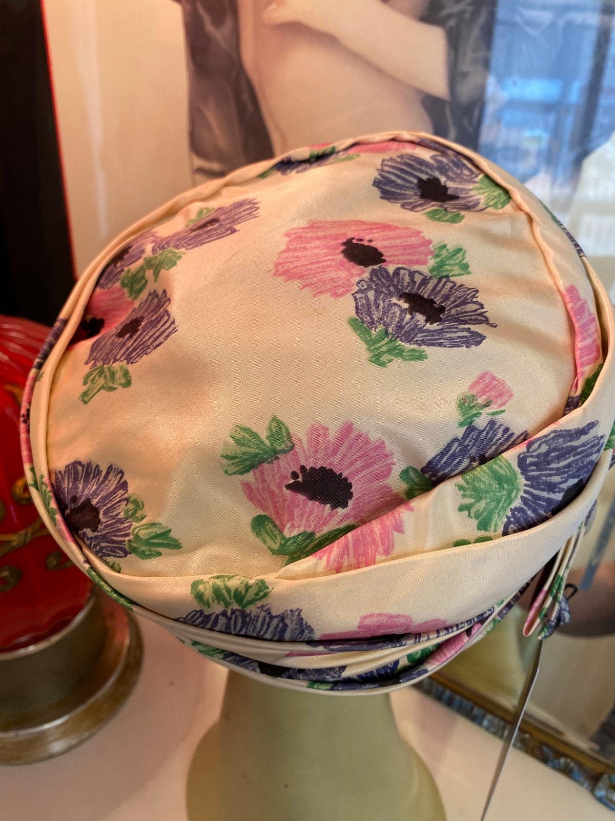 vintage 1960s neiman marcus floral pleated turban hat 60s fashion pillbox mcm Neiman Marcus Pillbox Hat with Hat Pin | Pleated Fall Floral  main image 3