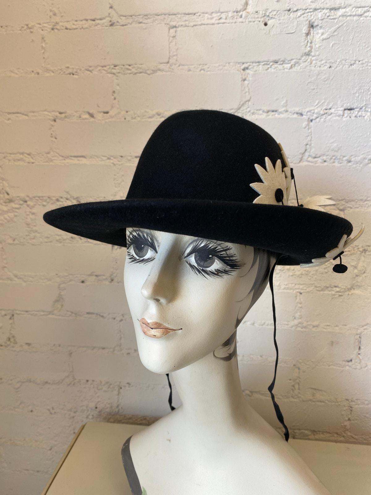Lot De 4 Chapeaux Vintage Années 60 - Feutre De Laine, Bords Larges (Betmar, Adolfo...)