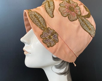 RESERVED 1920s cloche, peach silk, antique hat, metallic embroidery, flapper, floral, great Gatsby, 21 3/4, vintage millinery, Downton abbey