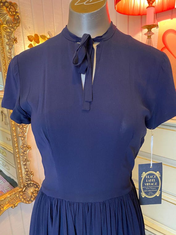 Robe Vintage En Laine Bleu Marine Rayée - Taille 38/40, Doublée, Fait Main, Années 90