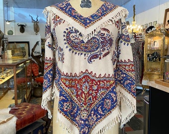 1970s indian blouse, hankie hem, vintage 70s top, angel sleeve, tassels, hippie style, paisley, shawl collar, xs