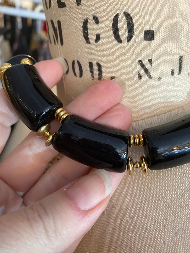 1980s choker, vintage 80s jewelry, black lucite, 1980s accessories, mob wife, chunky plastic necklace, black and gold, trifari, links image 4