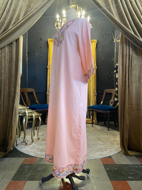 FERNANDO SANCHEZ, vintage 1970s caftan dress, peach brushed cotton Orchid print Kaftan House Dress