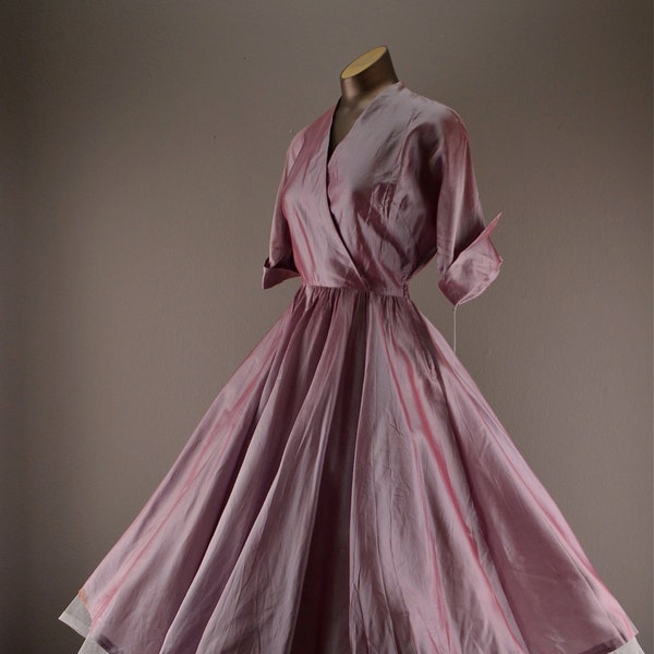 1950s silk dress 50s sharkskin dress size medium Vintage 50s dress iridescent full skirted formal dress
