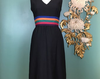 1970s sheath dress, vintage 70s dress, 1950s style dress, rainbow dress, size medium, sleeveless dress, retro dress, slim fitted dress, 28