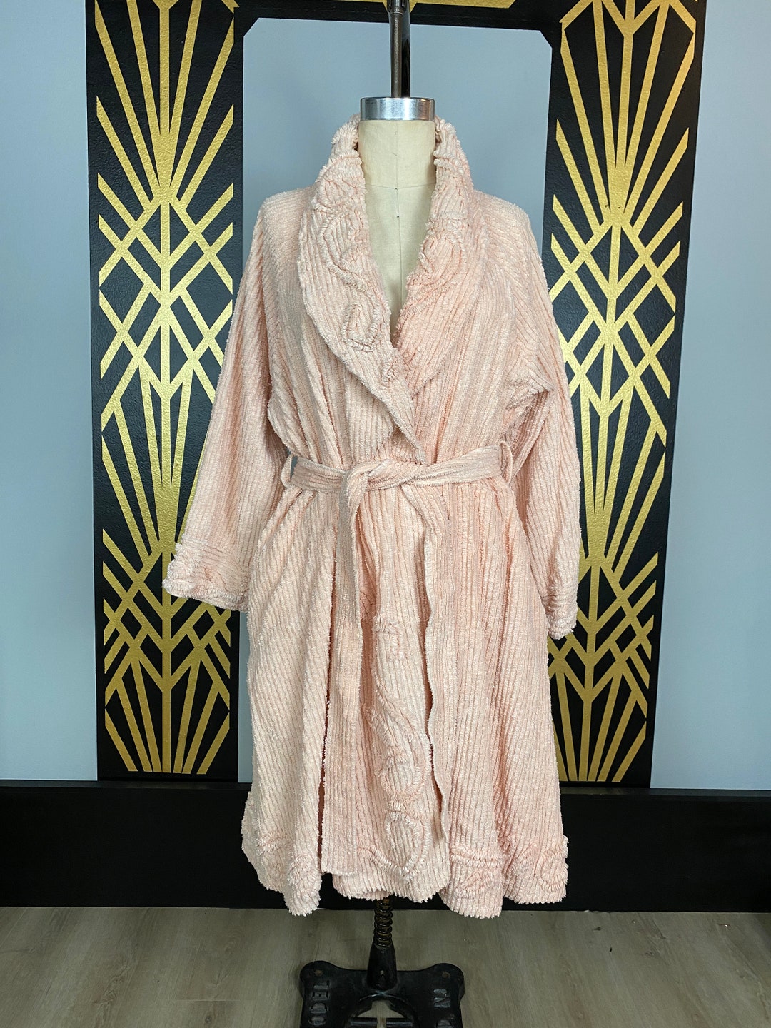 Chenille Robe, 1980s Housecoat, Vintage 80s Robe, Blush Cotton, Cropped Length, Dressing Gown ...